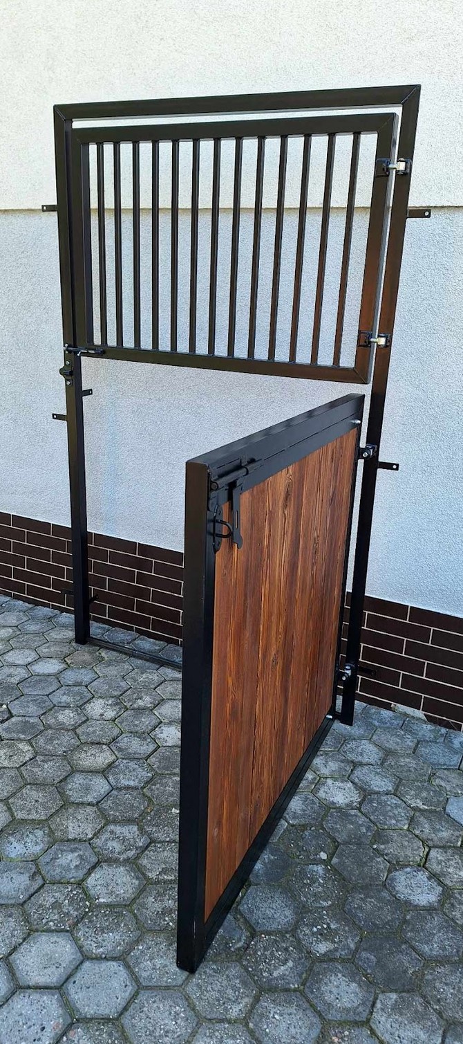 Przykładowa realizacja drzwi